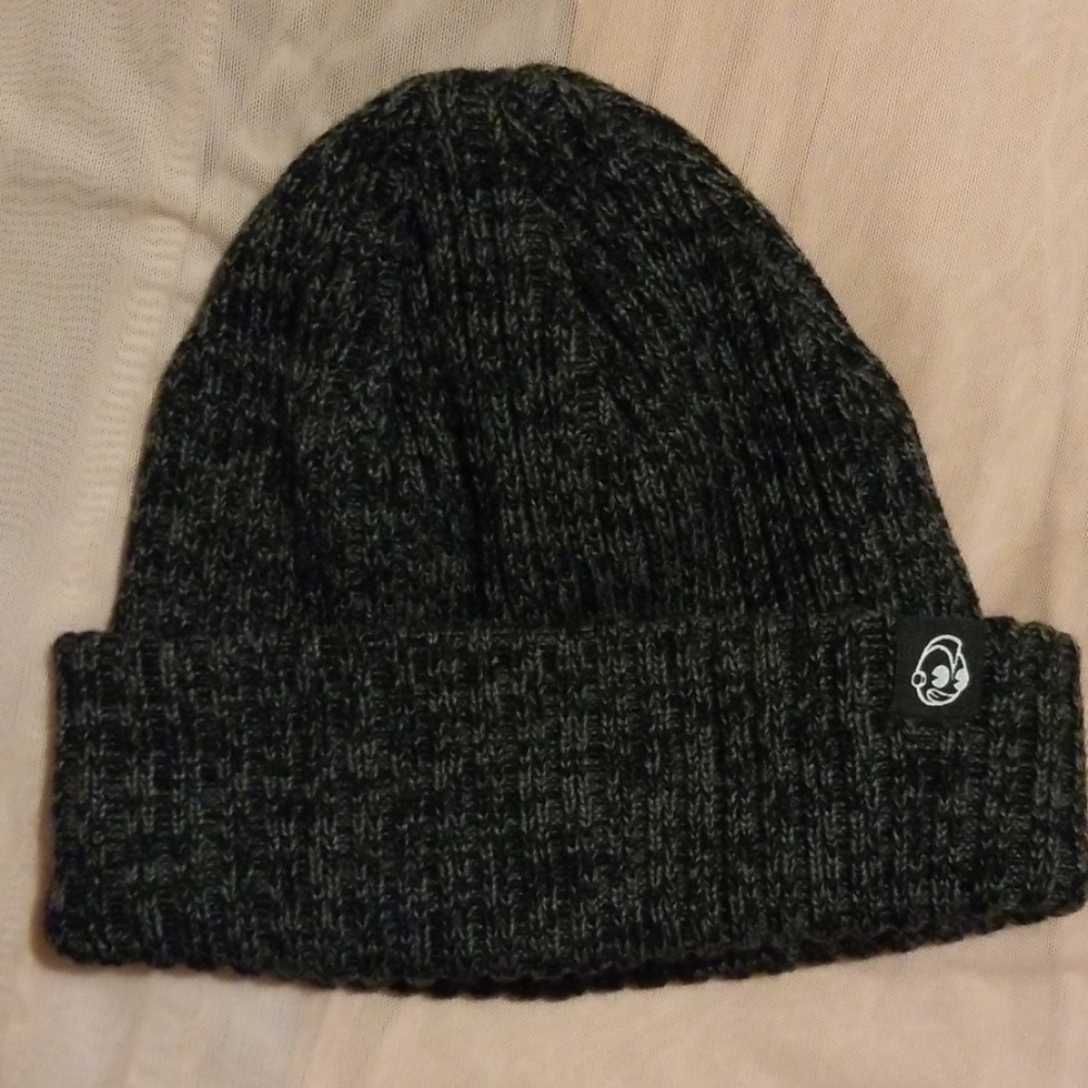 NEW NEVER WORN KID ROBOT BEANIE
